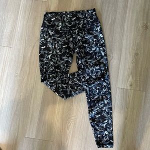 Lululemon wunder under leggings